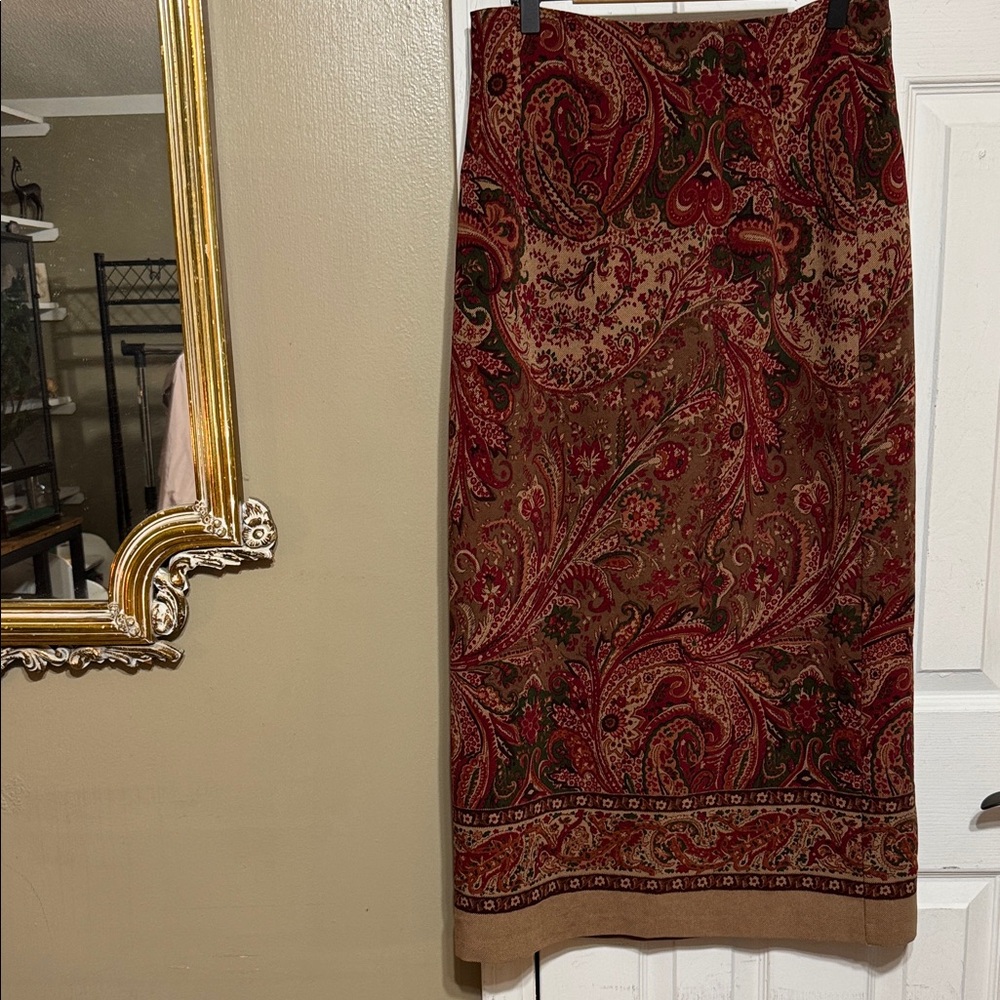 Briggs New York Red and Brown Paisley Pencil Skirt